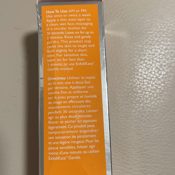 Kate Somerville ExfoliKate intensive Treatment 1.7 - Picture 3 of 4